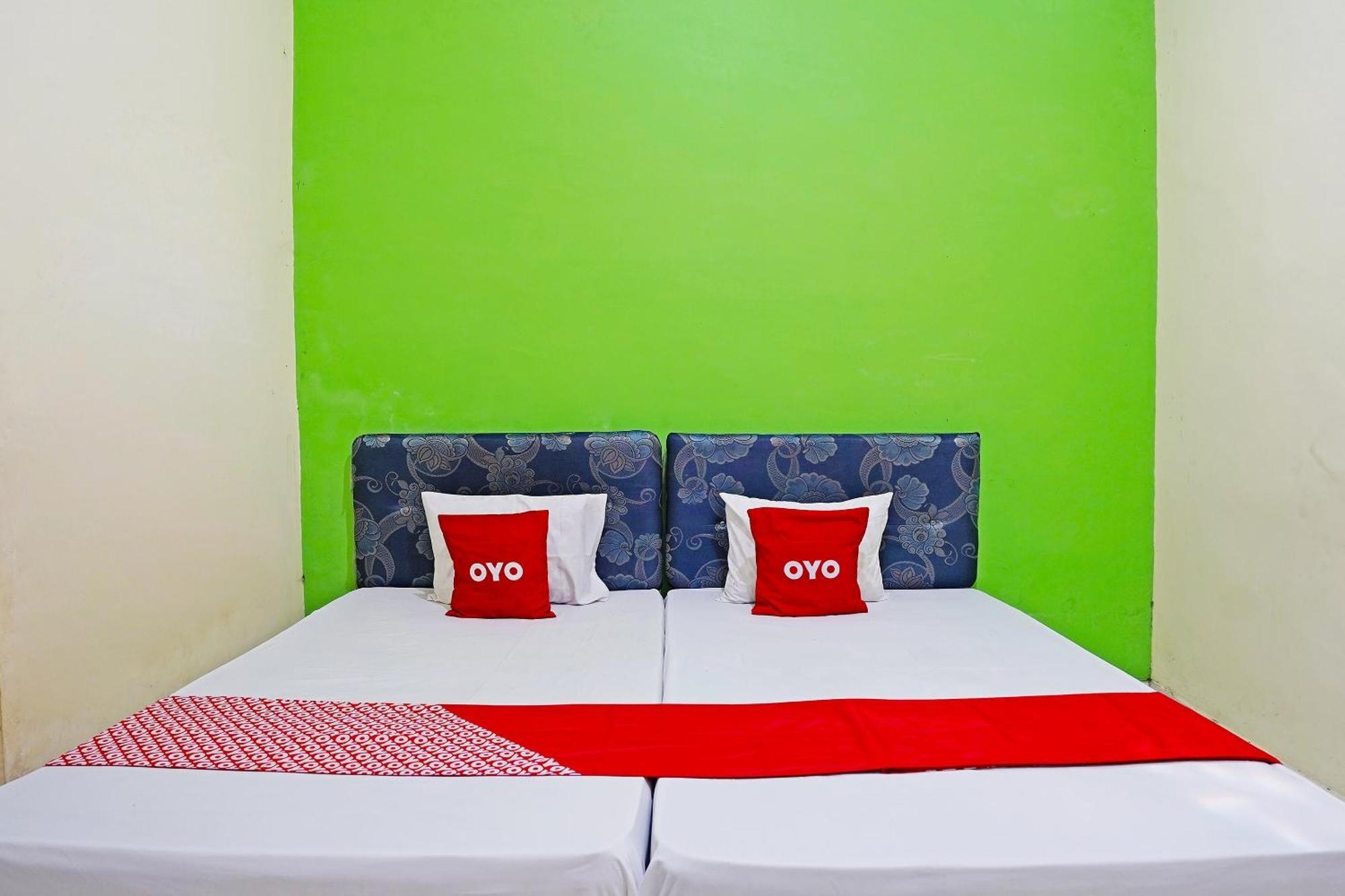 Oyo 91583 D'Cost Green Syariah Brebek Exterior photo