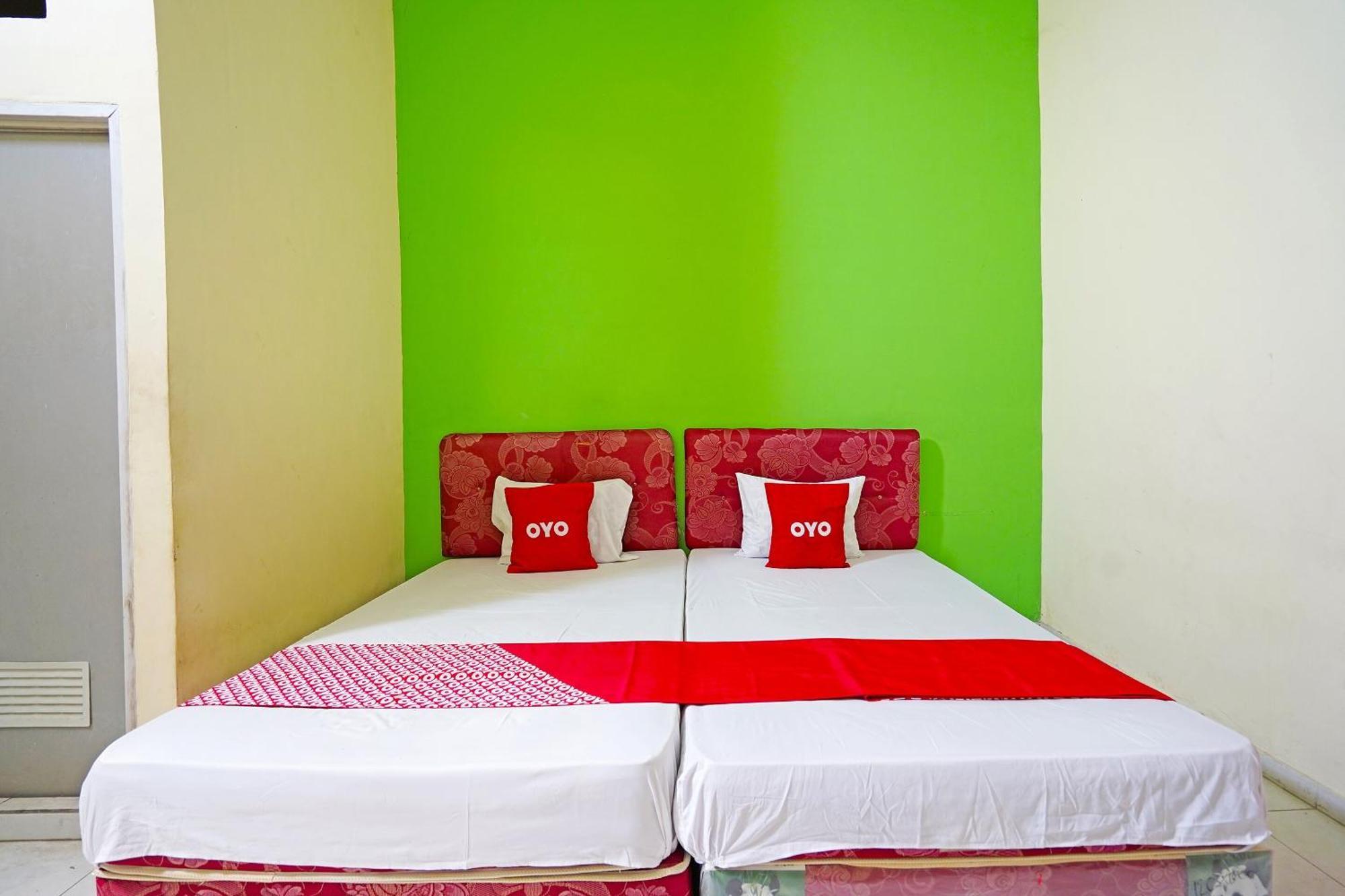 Oyo 91583 D'Cost Green Syariah Surabaya Exterior photo