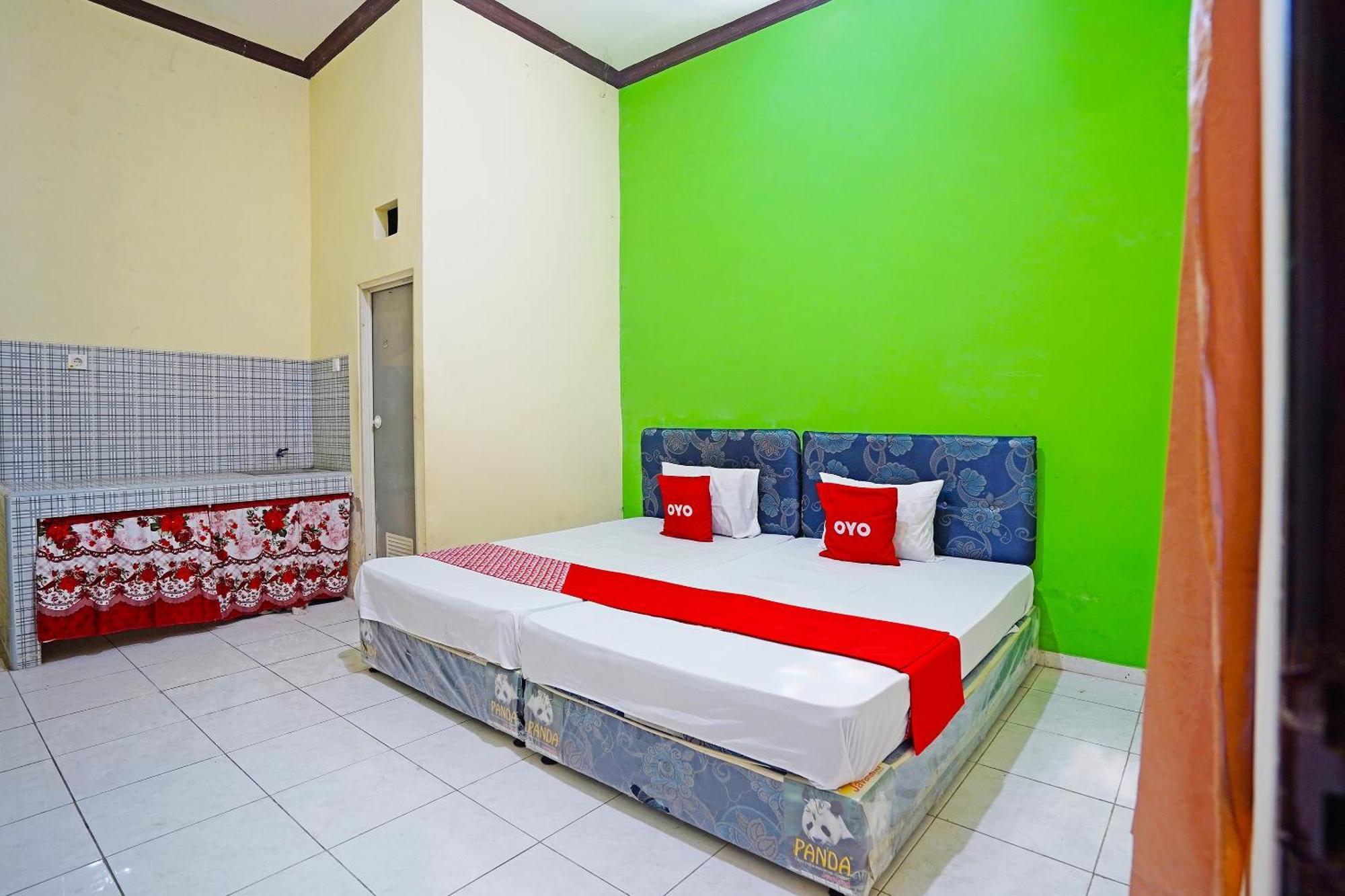 Oyo 91583 D'Cost Green Syariah Surabaya Exterior photo